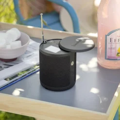 Dabbie Radio, black