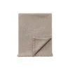 Haya Throw, pure soil