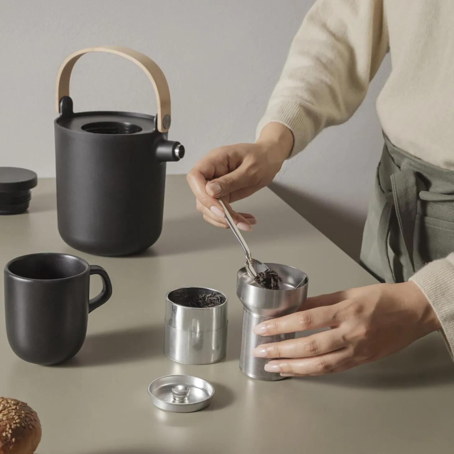 Nordic Kitchen te-termokande, black