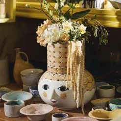 Olga Vase, sand