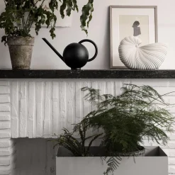Shell Vase, off white