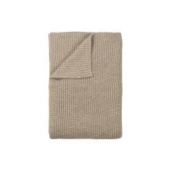 Tito Throw, camel